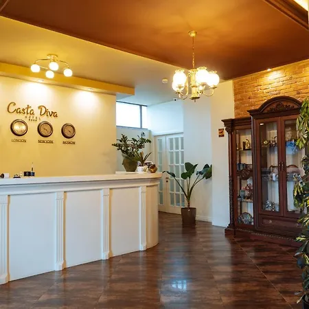 Casta Diva Boutique فندق